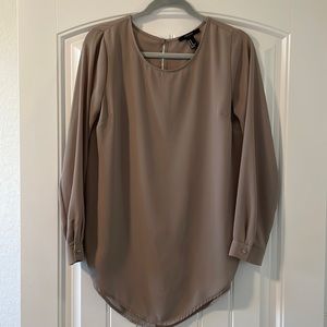 Light, comfortable long sleeve taupe tunic length shirt